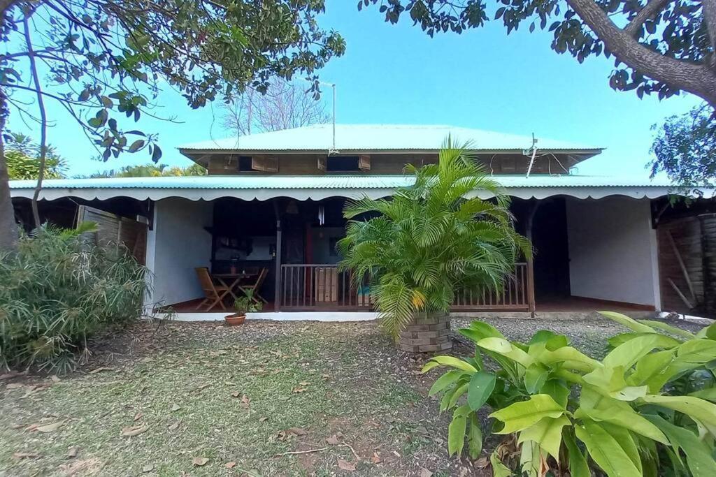 Hébergement de vacances Kaz' Iguana: Maison Creole Privative, Quartier Golf St Francois *